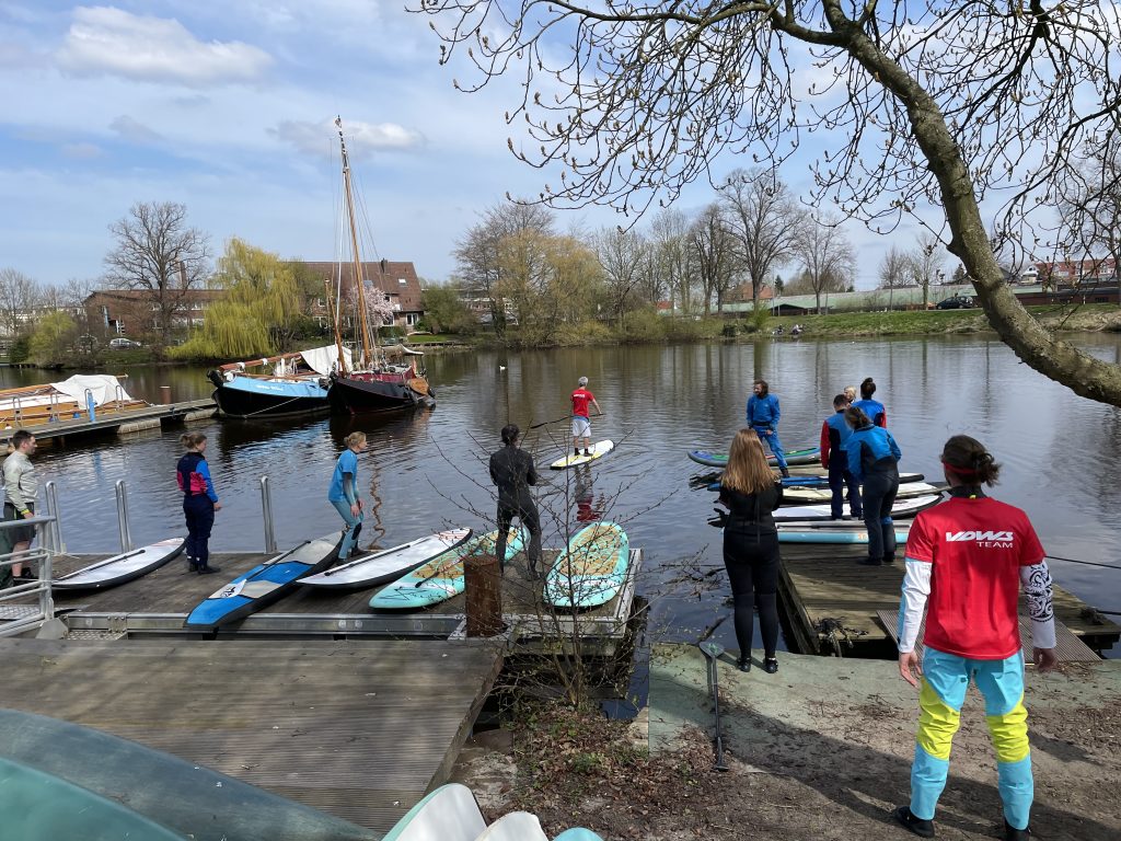 SUP Instructor Ausbildung VDWS in Hamburg Standort SUP CLUB Stade Holzhafen Salztorswall